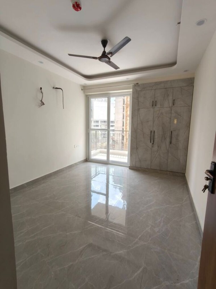 Hall, amrapali-verona-heights-phase-ii 3 Bedroom 1300 Sq.Ft. Apartment In Amrapali Leisure Valley Greater Noida 10648003