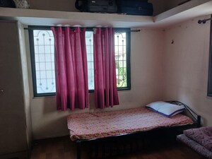 Bedroom in  Pg at Pradhikaran – for Rent