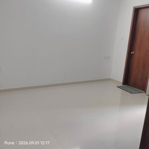 Room in 3 BHK Apartment at Majestique Signature Towers, Balewadi – for Rent