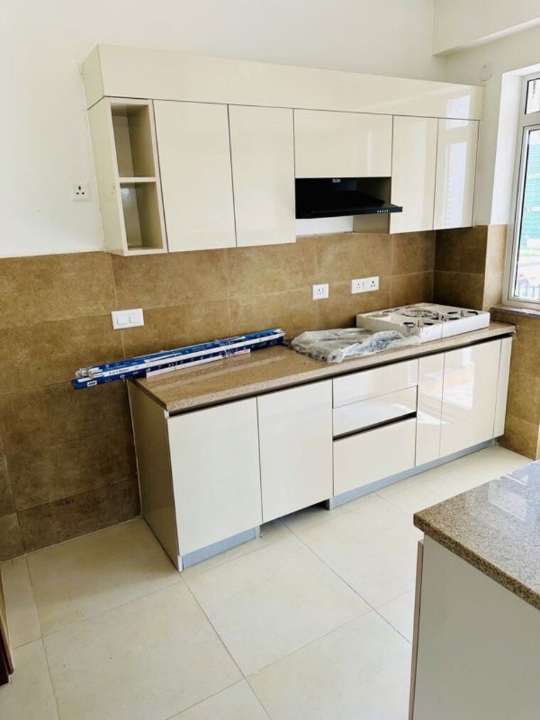 Kitchen, godrej-meridien 3.5 Bedroom 2002 Sq.Ft. Apartment In Sector 106 Gurgaon 10641720