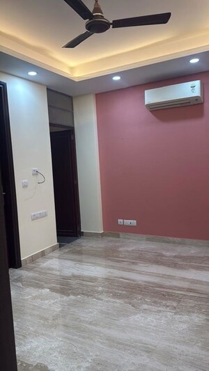 Room in 3 BHK Builder Floor at East Of Kailash – for Rent