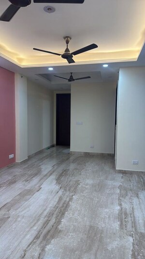 3 BHK Builder Floor For Rent in East Of Kailash