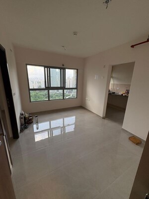 Room in 1 RK Apartment at Piramal Vaikunth, Balkum Pada – for Rent