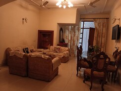1 BHK +Builder Floor For Rent in Khirki Extension
