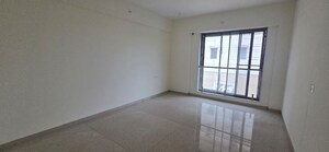 Room in 4 BHK Apartment at Hubtown Seasons, Chembur – for Rent