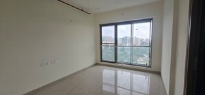 Room in 4 BHK Apartment at Hubtown Seasons, Chembur – for Rent