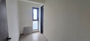 Room in 4 BHK Apartment at Hubtown Seasons, Chembur – for Rent