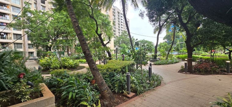 Exterior View, hubtown-seasons 4 Bedroom 1880 Sq.Ft. Apartment In Chembur Mumbai 10648059