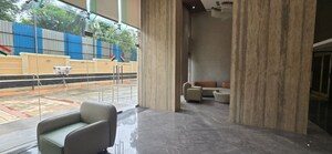 Room in 4 BHK Apartment at Hubtown Seasons, Chembur – for Rent