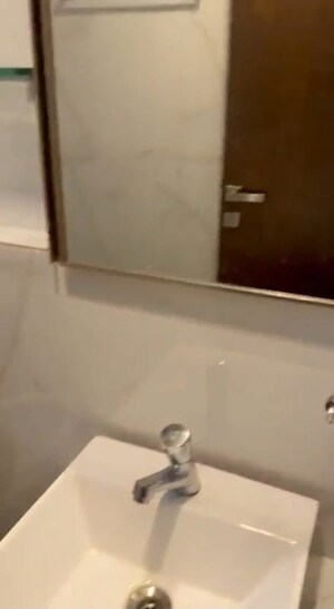 Furnished Amenities in 1 BHK Apartment at Sindhi Society, Chembur – for Rent