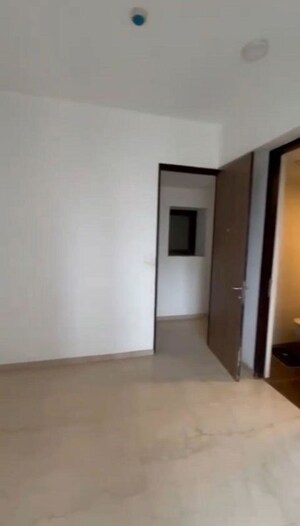 Room in 2 BHK Apartment at Lodha The Park, Worli – for Rent