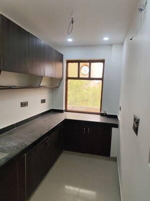Kitchen in 3 BHK Villa at Vishwas Nagar – for Rent