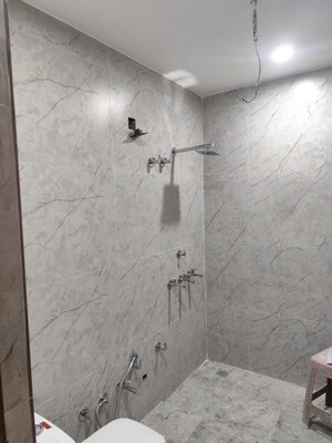 Bathroom in 3 BHK Villa at Vishwas Nagar – for Rent