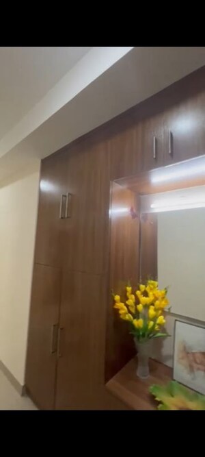 Furnished Amenities in 3.5 BHK Apartment at Jaypee Greens Kalypso Court, Sector 128 – for Rent