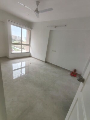 Master Bedroom in 2 BHK Apartment at Gulmohar Skypark, Dhanori – for Rent