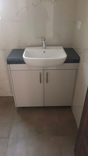Bathroom in 3.5 BHK Builder Floor at Smart World Gems, Sector 89 – for Rent