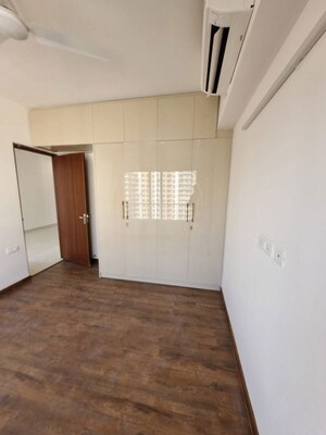 2 BHK Builder Floor For Rent in Smart World Gems, Sector 89