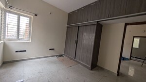 Room in 2 BHK Builder Floor at Lakkasandra – for Rent
