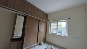 Furnished Amenities in 2 BHK Builder Floor at Lakkasandra – for Rent