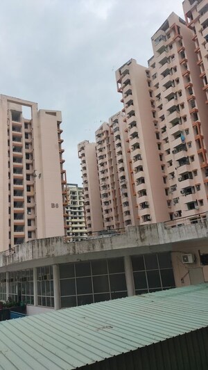2.5 BHK Apartment For Sale in SRS Royal Hills, Sector 87