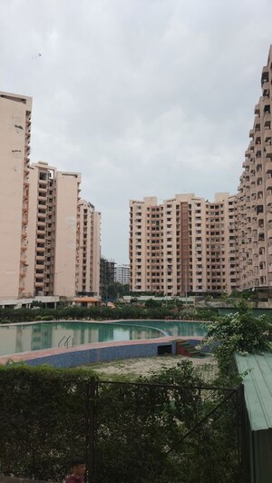 2.5 BHK Apartment – Exterior View View at SRS Royal Hills, Sector 87 - for Sale