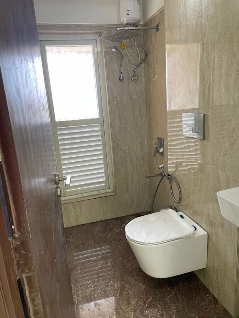 Bathroom, ruparel-orion 3 Bedroom 1050 Sq.Ft. Apartment In Chembur Mumbai 10648157
