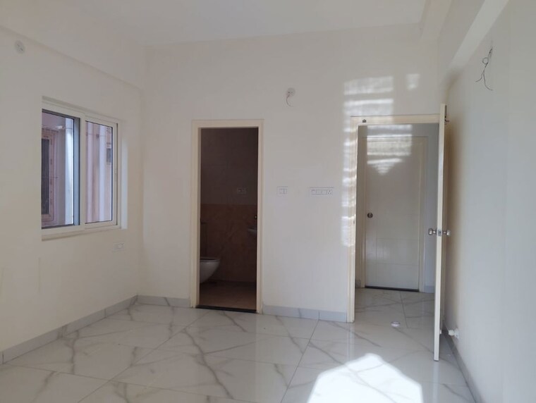 Room, sm-art-apartments 3 Bedroom 1560 Sq.Ft. Apartment In Panathur Bangalore 10648166