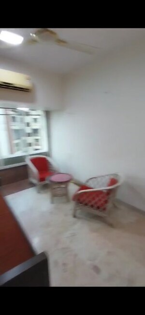Living Room in 3 BHK Apartment at Everest Apartment Andheri, Andheri West – for Rent