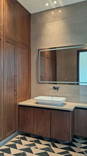 Bedroom in 3 BHK Builder Floor at Soami Nagar – for Rent