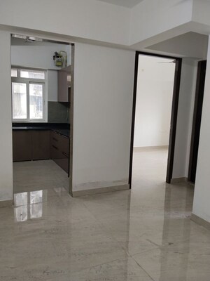 Room in 3.5 BHK Apartment at ND Palai Towers, Goregaon West – for Rent