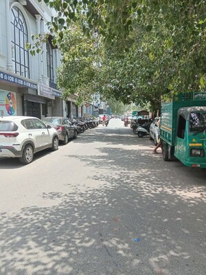  Office Space For Rent in Mansarover Garden