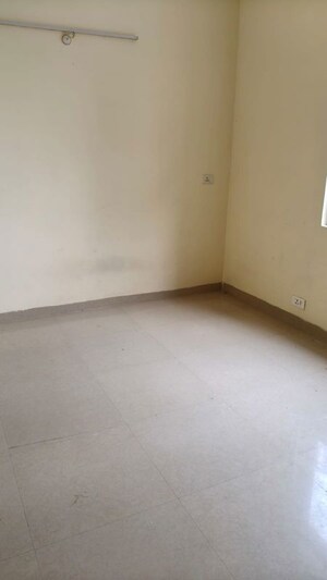 Room in 3 BHK Apartment at AWHO 6A, Vrindavan Yojna – for Rent
