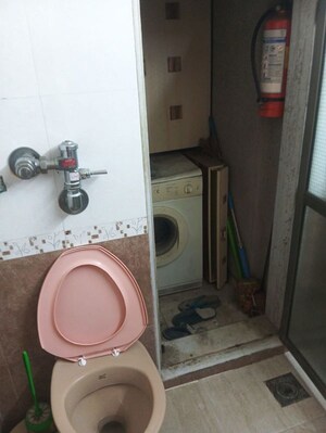 Bathroom in 3 BHK Apartment at Kohinoor City Phase II, Kurla – for Rent