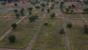  Plot For Sale in Goa Maharashtra Border