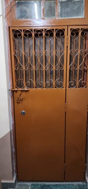 Furnished Amenities in 1 BHK Apartment at Om Nivas LBS, Lbs Marg – for Rent