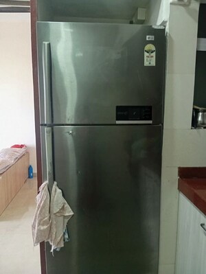 Furnished Amenities in 1 BHK Apartment at Koteshwar Palace, Andheri East – for Rent