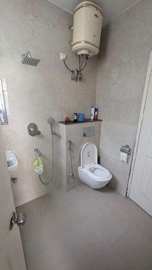 Bathroom in 3 BHK Builder Floor at SS The Lilac, Sector 49 – for Rent