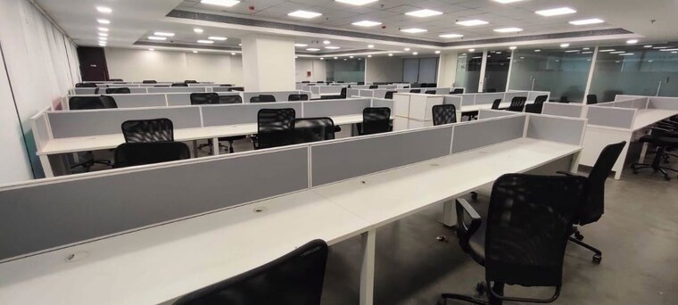 Team Area, wadhwa-the-capital Commercial Office Space 2700 Sq.Ft. In Bandra East Mumbai 10648341