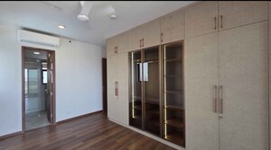 Room in 2.5 BHK Apartment at Krisumi Waterfall Residences, Sector 36a – for Rent