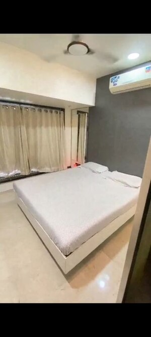 2 BHK Apartment For Rent in Swastik CHS Vile Parle, Vile Parle West