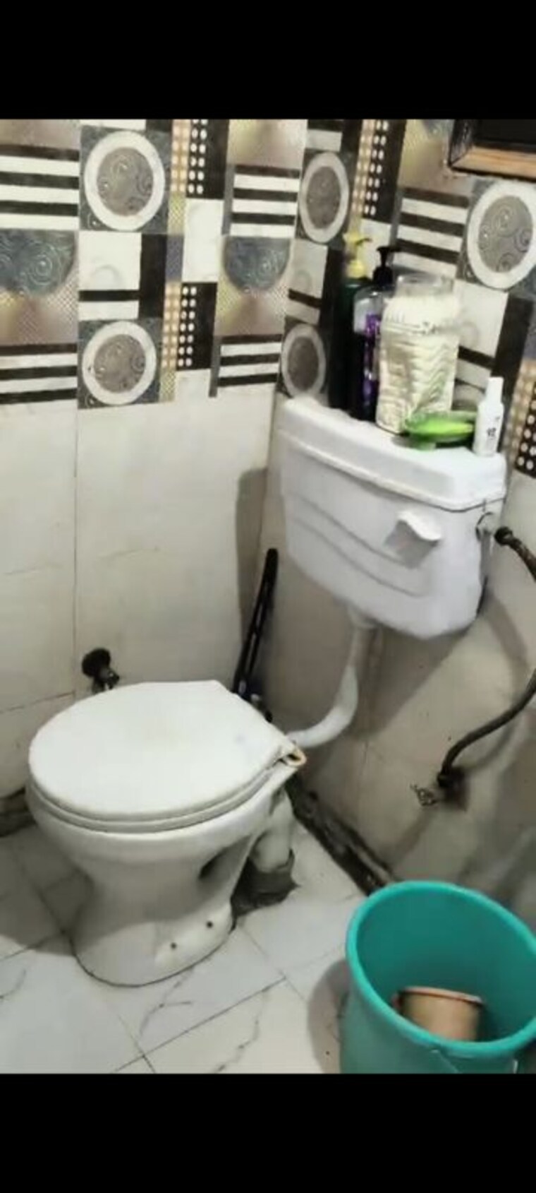 Bathroom, vasundhara sector 3 2.5 Bedroom 104 Sq.Mt. Builder Floor In Vasundhara Sector 3 Ghaziabad 10648352