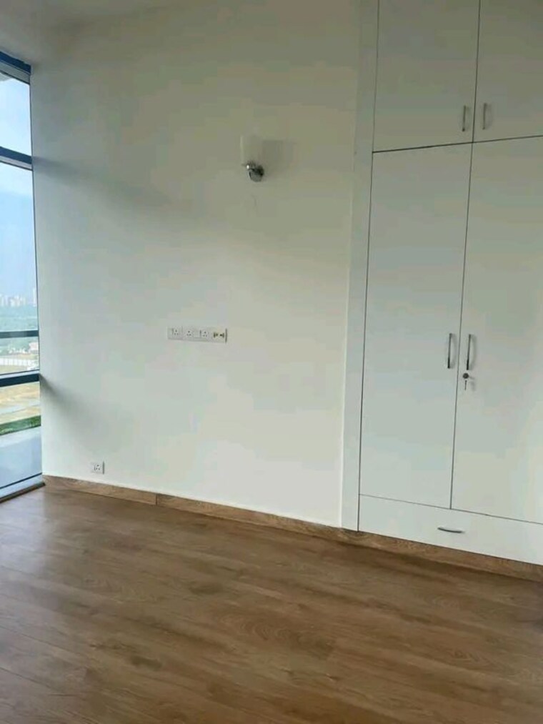 Room, ireo-the-grand-arch 2 Bedroom 1629 Sq.Ft. Apartment In Sector 58 Gurgaon 10648356