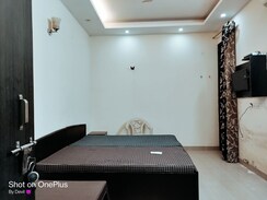 1 RkBuilder Floor For Rent in Mohit House