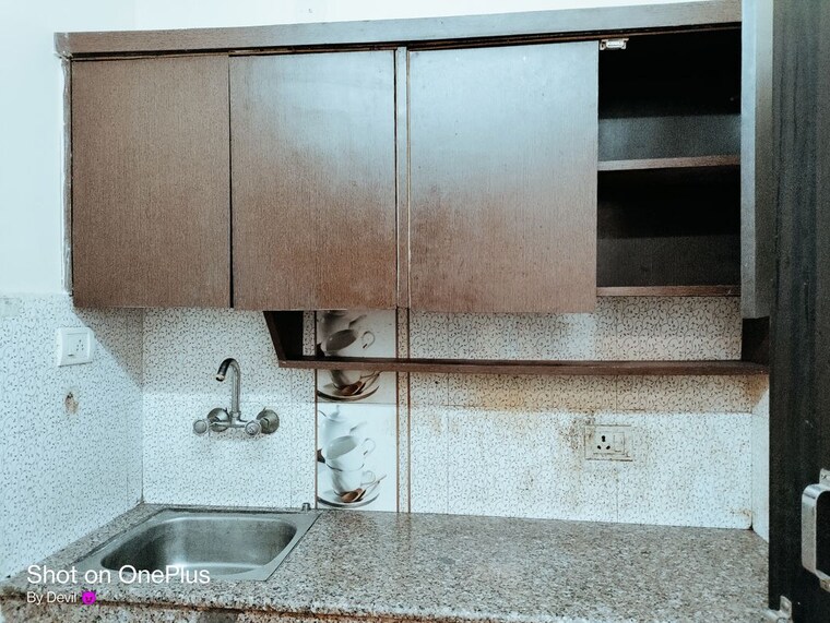 Kitchen, mohit-house 1 RK 350 Sq.Ft. Builder Floor In Sushant Lok I Gurgaon 10648366