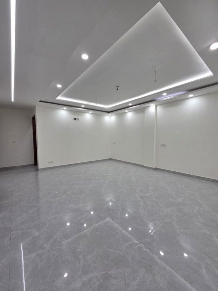 Room, green fields colony 4 Bedroom 2250 Sq.Ft. Builder Floor In Green Fields Colony Faridabad 10648379