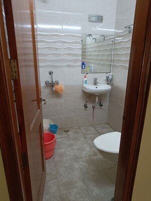 Bathroom in 1 BHK Independent House at RWA Apartments Sector 52, Sector 52 – for Rent