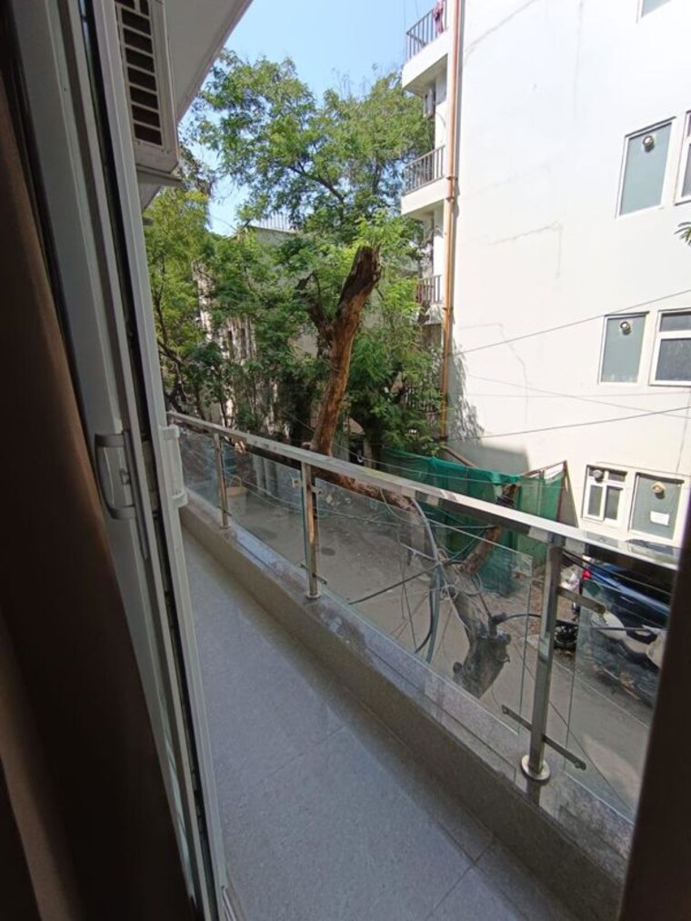 Balcony, realtech-the-luxurium 1 RK 400 Sq.Ft. Builder Floor In Sushant Lok I Gurgaon 10648397