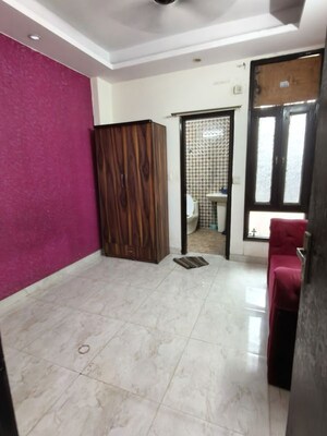 Bedroom in 2 BHK Builder Floor at Maya Homes, Indrapuram – for Rent