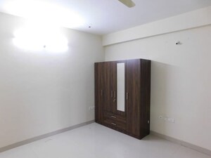 Room in 2.5 BHK Apartment at Aditya Eden Woods, Tellapur – for Rent
