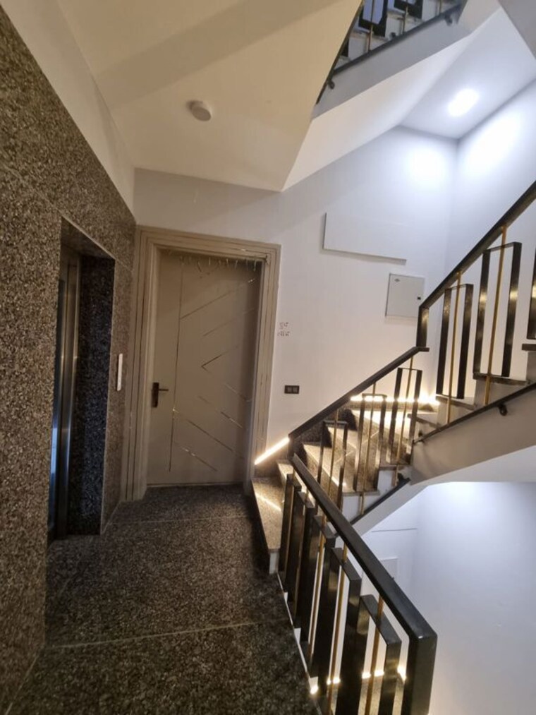 undefined, green-wood-city 4 Bedroom 275 Sq.Yd. Builder Floor In Sector 45 Gurgaon 10648422